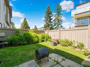 41 Akinsdale Gdns, Saint Albert, AB T8N2W8