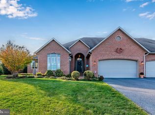 3212 Baltusrol Dr #128, Chambersburg, PA