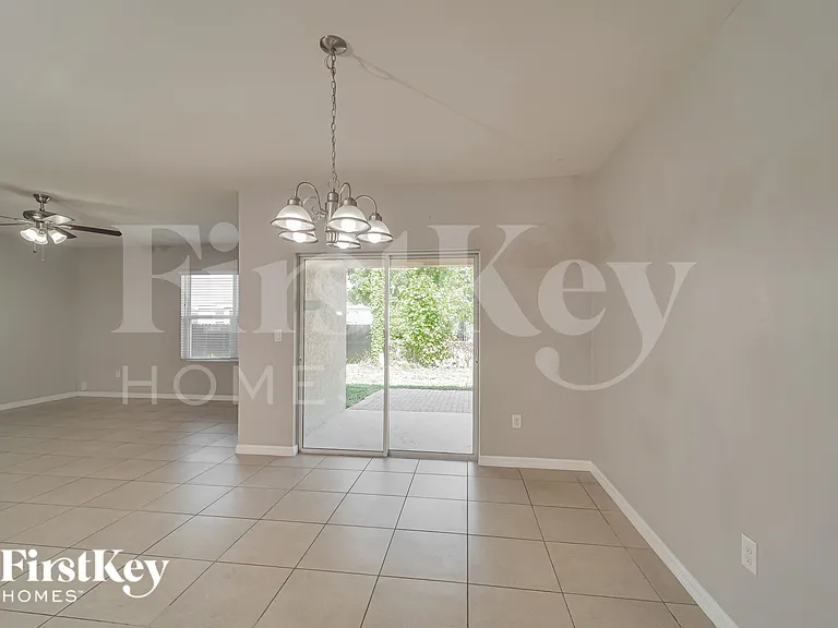 1406 NW 7th Ave — Photo 6