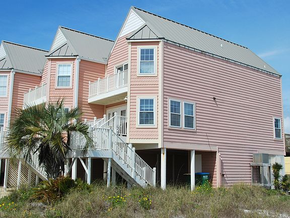 2nd image of 7844 Gulf Boulevard Ut E