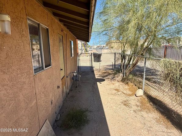 tucson-arizona-239050561 picture