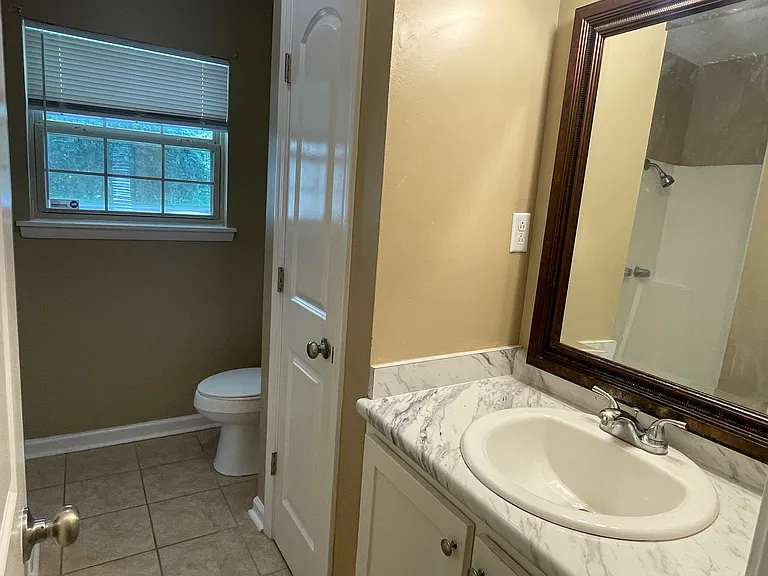 304 Henry St — Photo 3