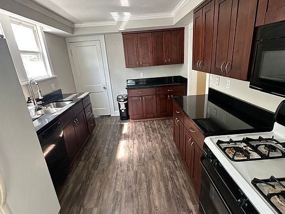 2nd image of 13423 Harlon Ave