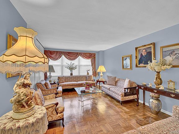 5th image of 211-10 18th Avenue #1J