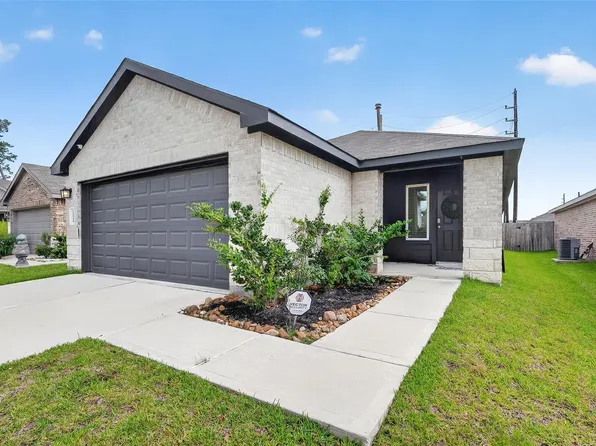 24318 Pebble Crescent Ln, Spring, TX 77373