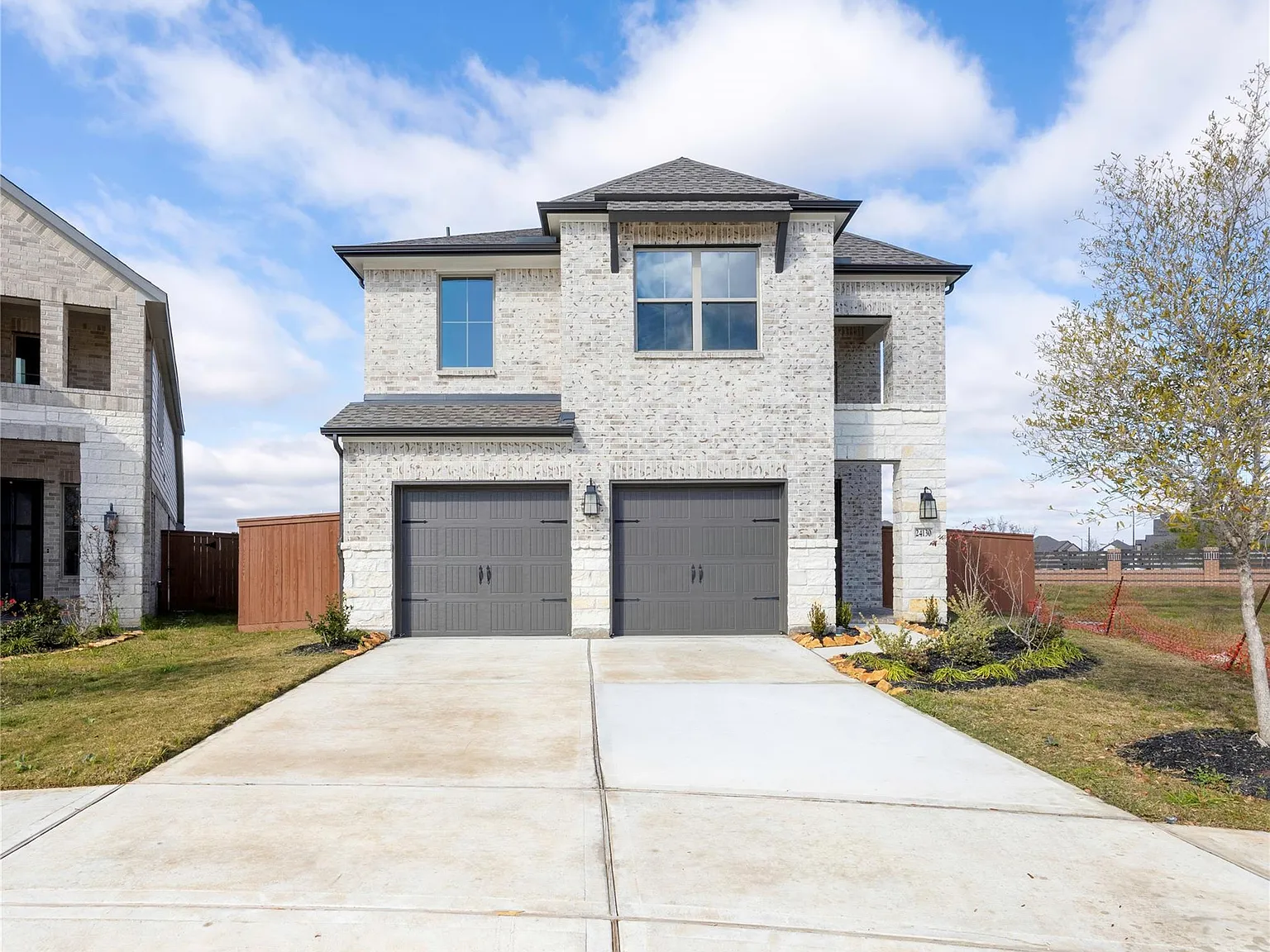 4 bed, 3.5 bath, 2425 sqft, $3,100 — Photo 1