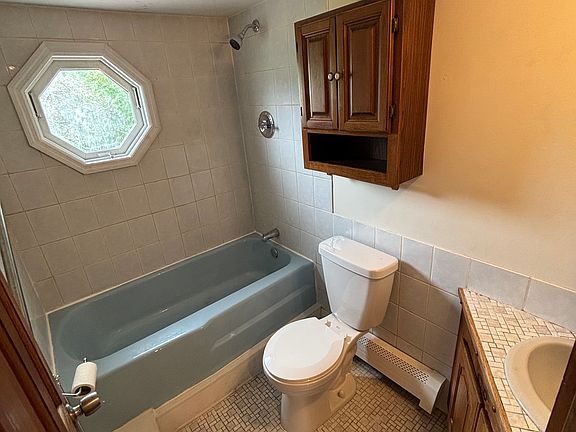 5th image of 5989 Ryegate Rd
