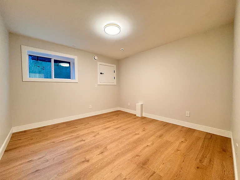 6680 Waltham Ave #S1 — Photo 5