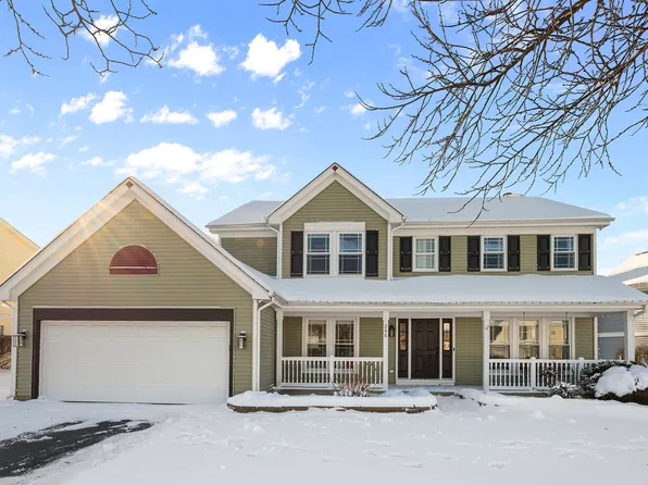 295 Churchill Ln, Aurora, IL 60504