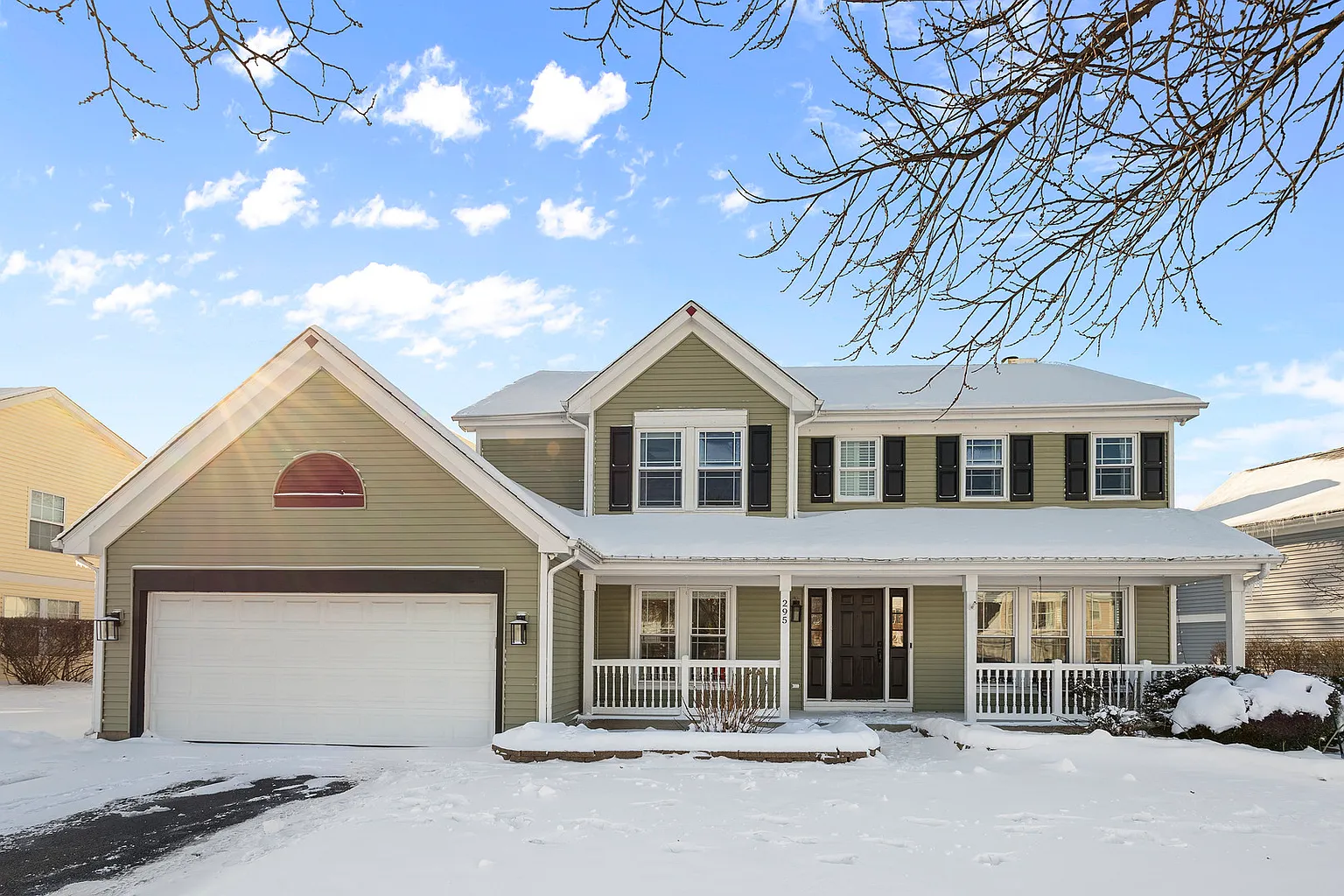 295 Churchill Ln photo 1