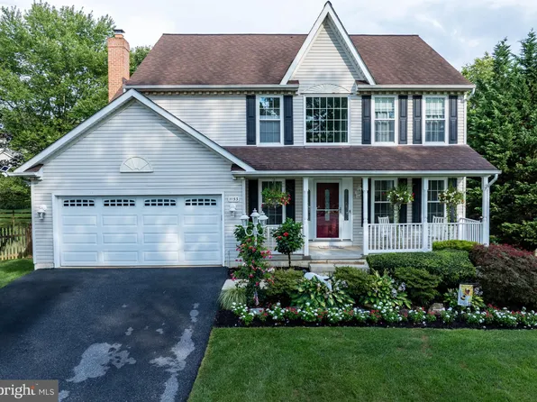 1153 Small Oak Ct, Eldersburg, MD 21784