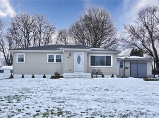 327 Gatewood Ave, Rochester, NY 14624