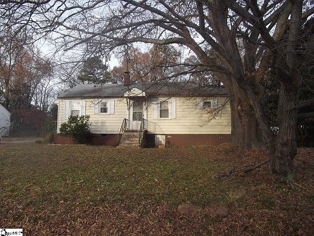 1st image of 129 S Estate Dr