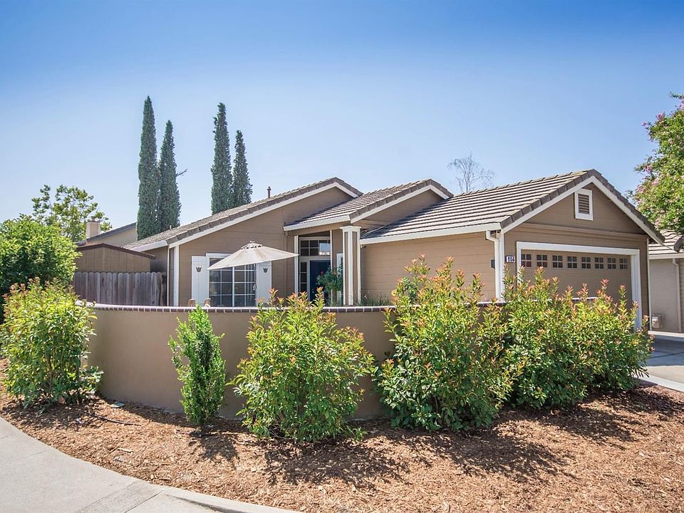 1st image of 9156 Lakemont Dr