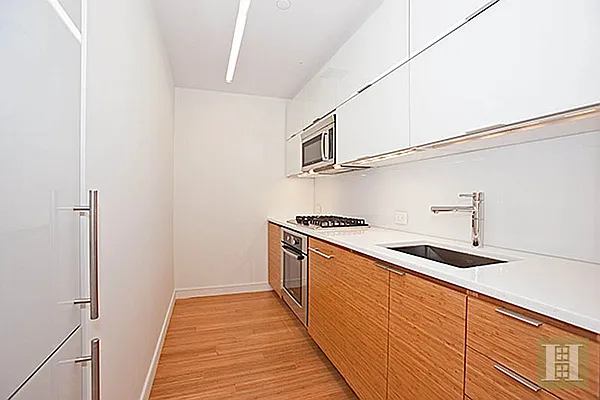 Rented by Halstead Real Estate | media 10