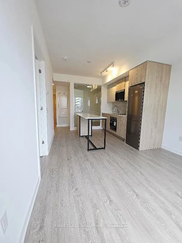 2 bed, $2,500 — Photo 2