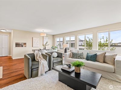 1965 12th Avenue W #202, Seattle, WA, 98119