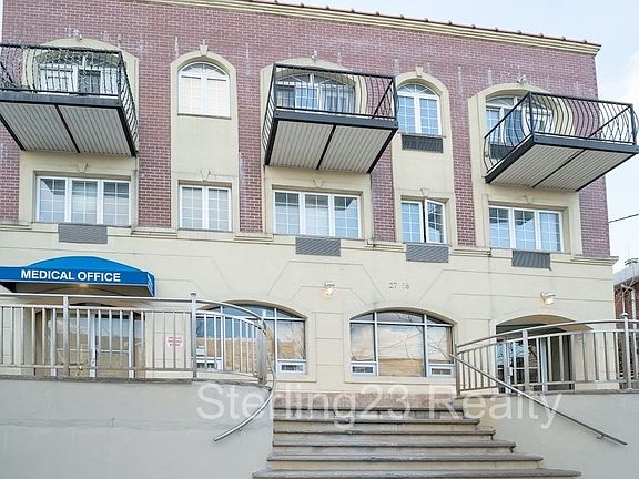 3rd image of 2716 12th St APT 3E