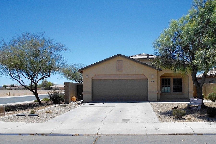 1st image of 37129 W Mondragone Ln