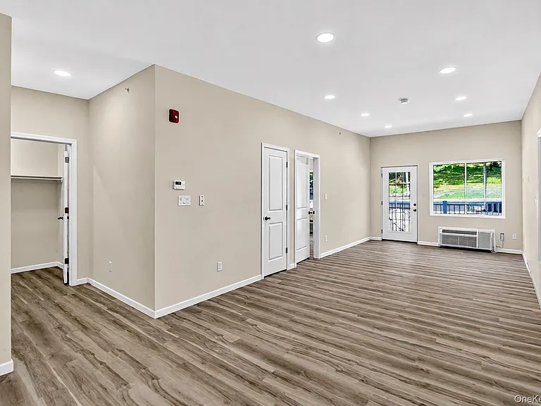 16 Dowd St #307 — Photo 2