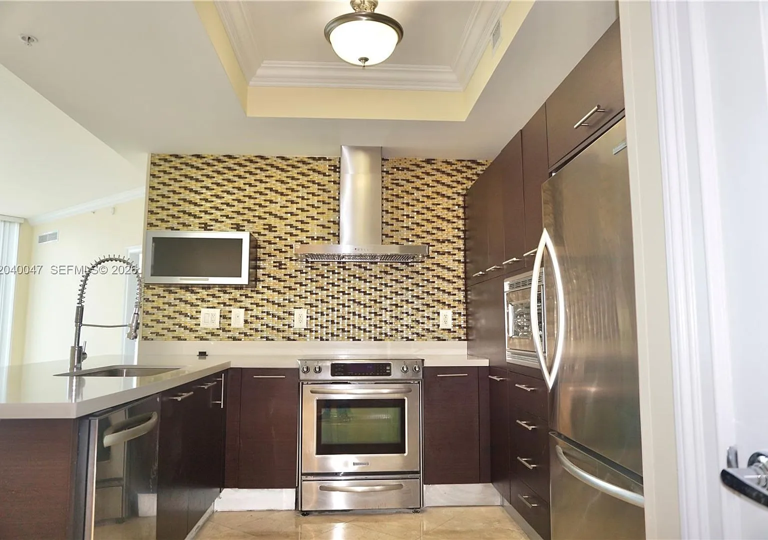 200 Sunny Isles Boulevard 21801, Sunny Isles Beach, FL 33160 - 4398 — Photo 1