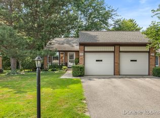 2255 Radcliff Cir SE #72, Grand Rapids, MI