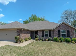 3863 Serene St, Springdale, AR 72764