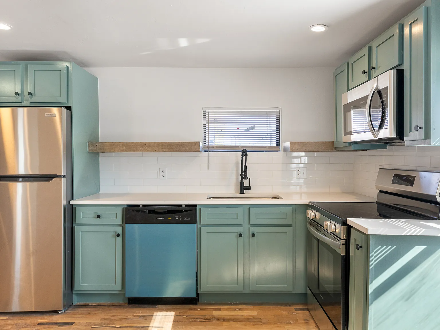 1 bed, 575 sqft, $1,250 — Photo 4