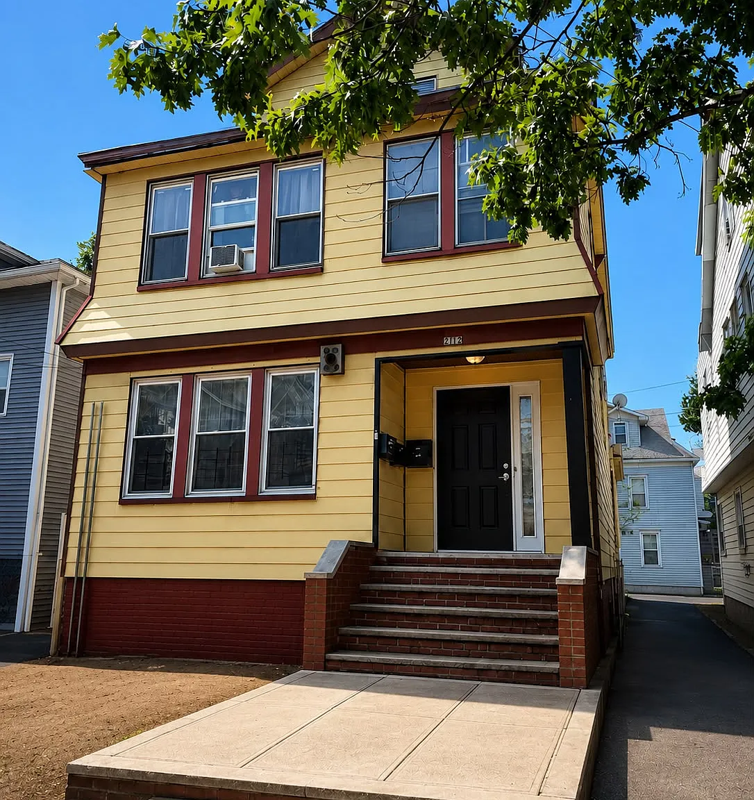 2 bed, 1300 sqft, $1,700 — Photo 1