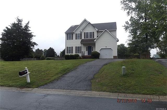1st image of 14001 Lyndhurst Dr