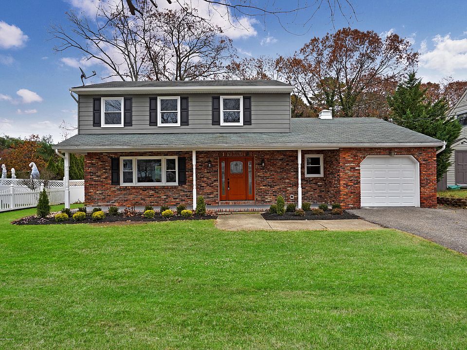 1st image of 575 E Earl Ct