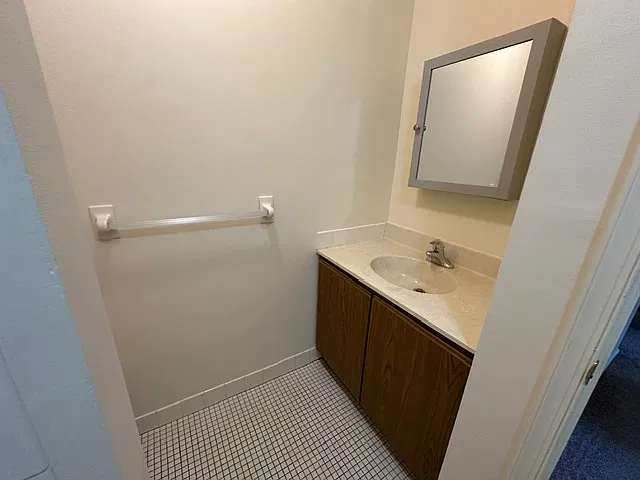 3 bed, 2.5 bath, 1536 sqft, $1,975 — Photo 4