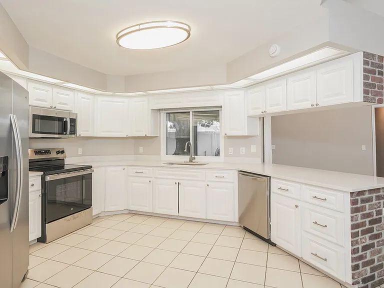 7530 Gunstock Dr — Photo 9