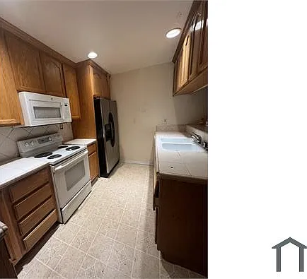 5578 Spinnaker Dr — Photo 6
