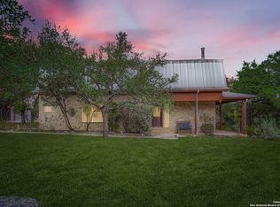 631 Eves Spring Dr, Canyon Lake, TX 78133