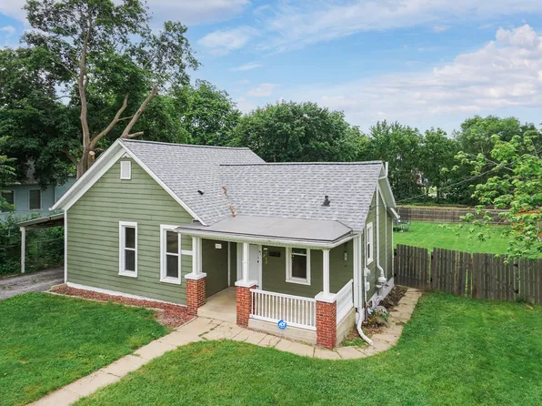 1311 W Grove St, Bloomington, IL 61701