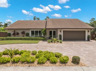 284 Old Country Rd S, Wellington, FL 33414