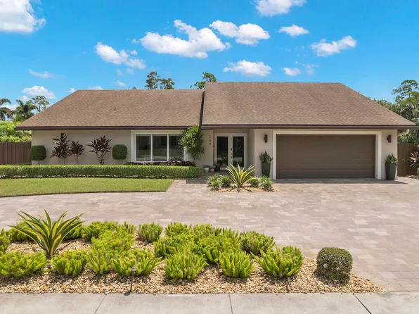 284 Old Country Road S, Wellington, FL 33414