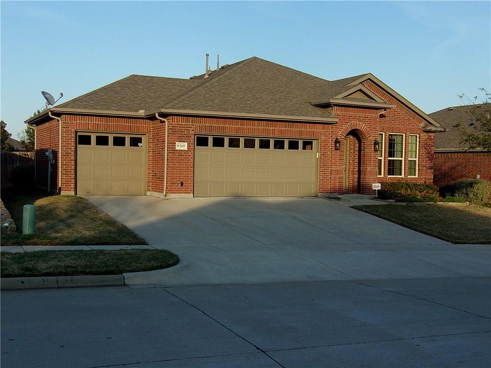 1st image of 9305 Moon River Dr