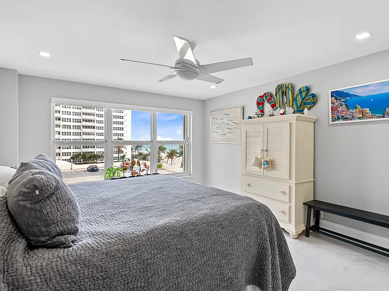 3900 Galt Ocean Dr #317 — Photo 37