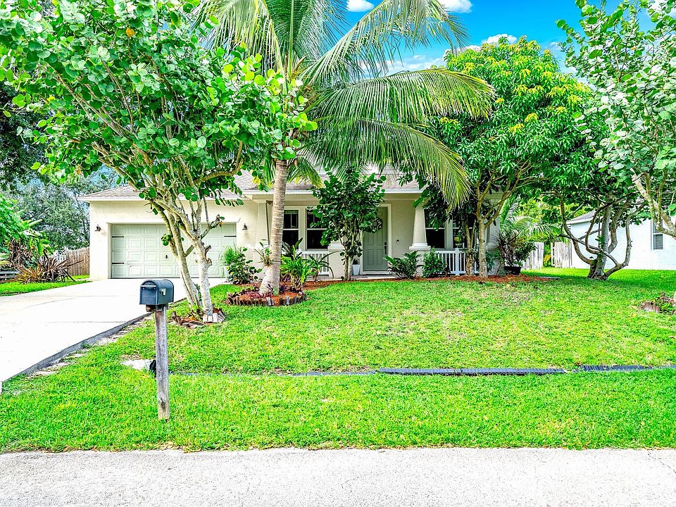 1st image of 561 SW Inez Court