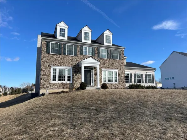 3961 Mountain View Ave, Easton, PA 18045