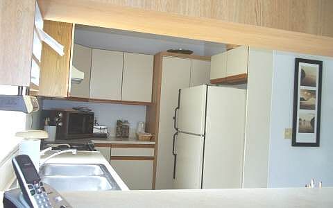 2nd image of 6750 Us 27 APT J26
