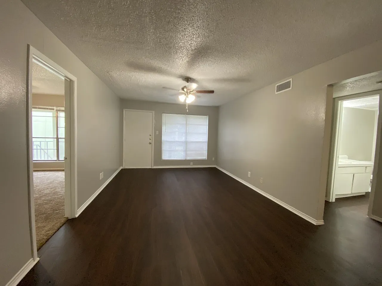 Edinburg Place Apartments - 0404 — Photo 2