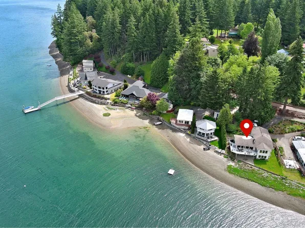 121 E Wilkes Road, Grapeview, WA 98546