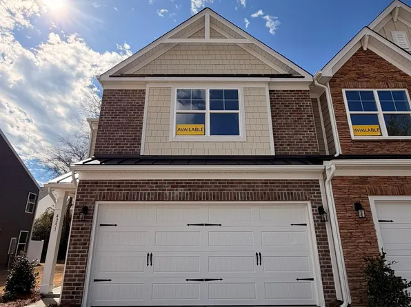 4251 Black Ct, Harrisburg, NC 28075