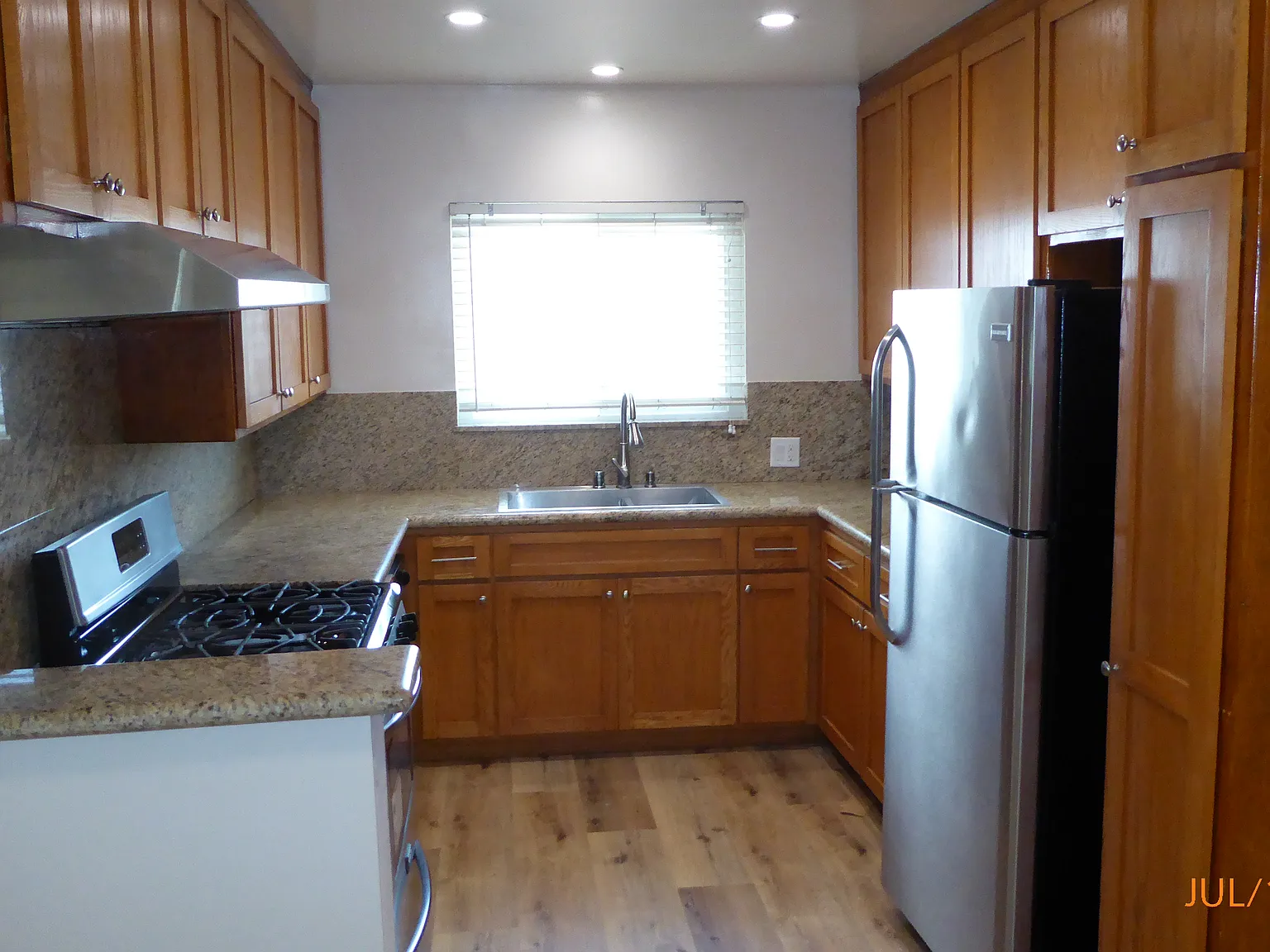 2 bed, $2,200 — Photo 4