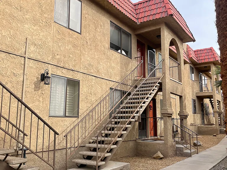 2085 Mesquite Ave #36 — Photo 9