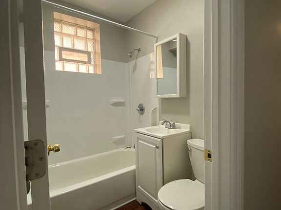 3rd image of 2034 N Kedvale Ave #G