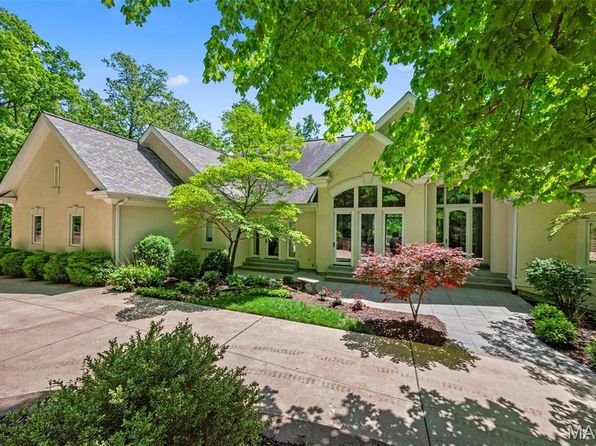 1206 Wildhorse Parkway Dr, Chesterfield, MO 63005